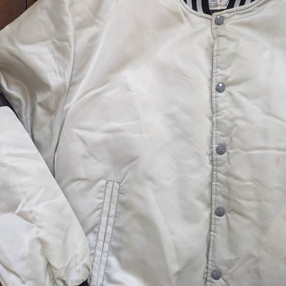 LOS ANGELES RAIDERS VINTAGE SATIN BOMBER JACKET - Picture 8 of 9